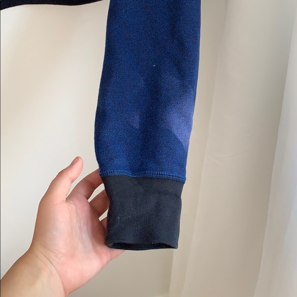 Nike cropped sweater - Picture 4 of 4